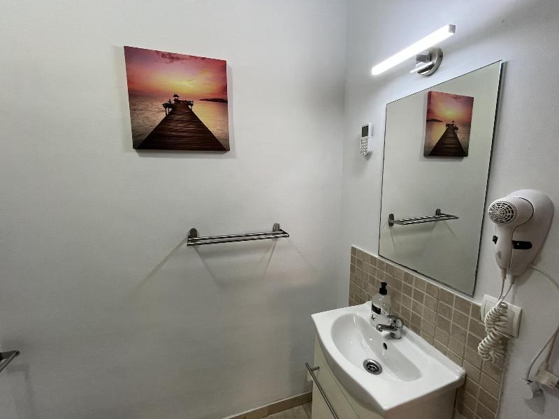 Rafaela Guest House image