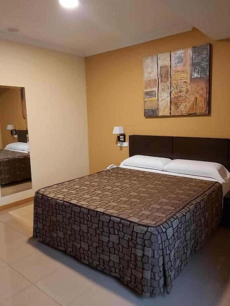 Hotel Reigosa image
