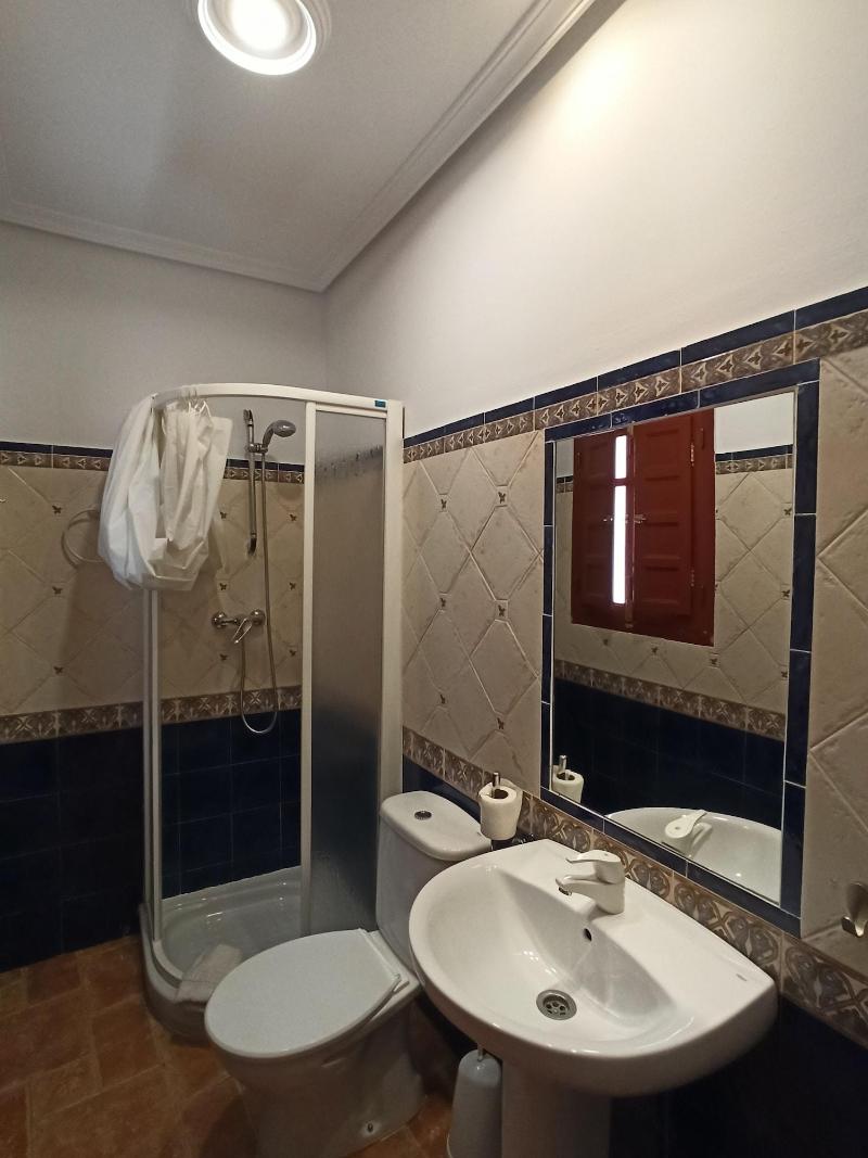 Vivian's Guest House image