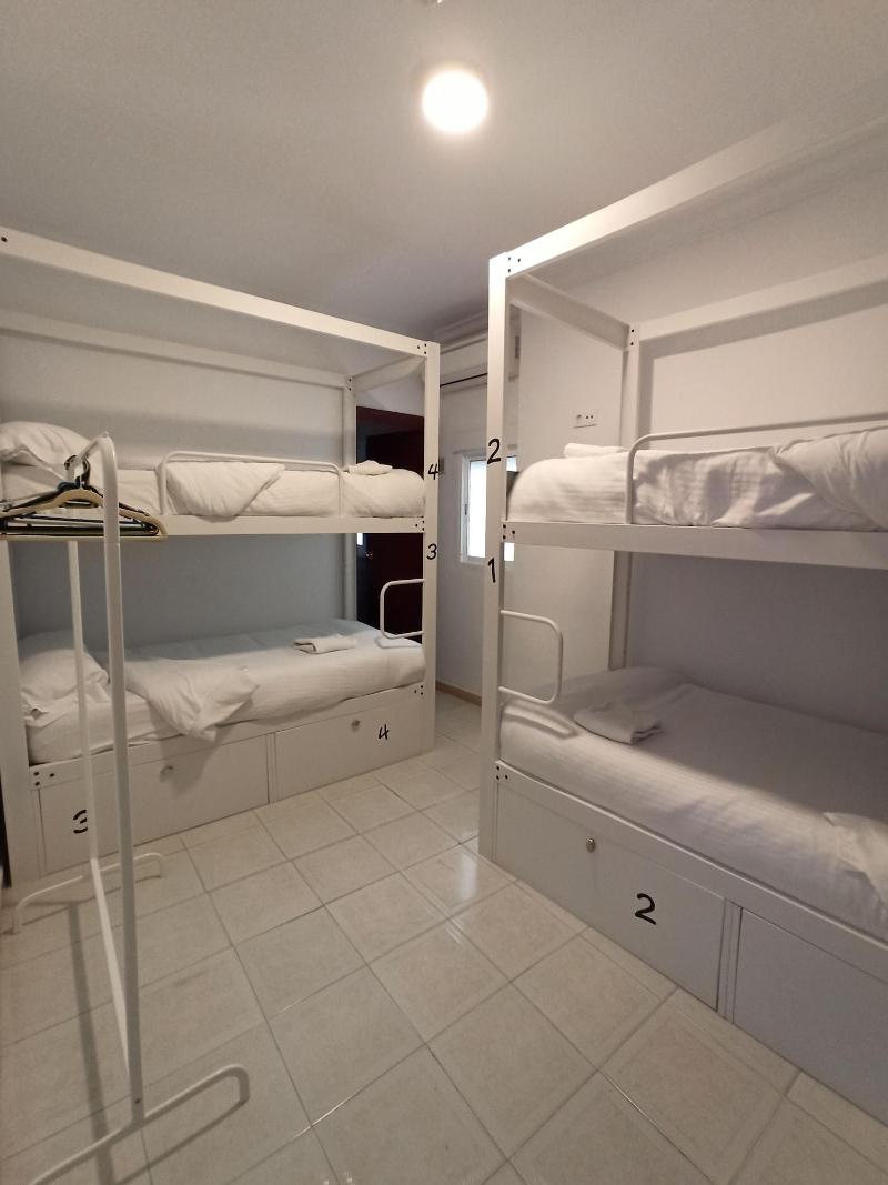 Vivian's Guest House image