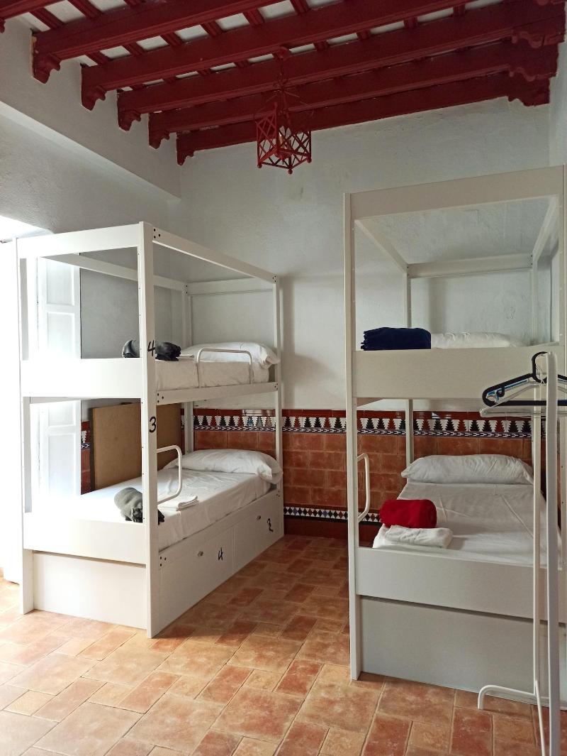 Vivian's Guest House image