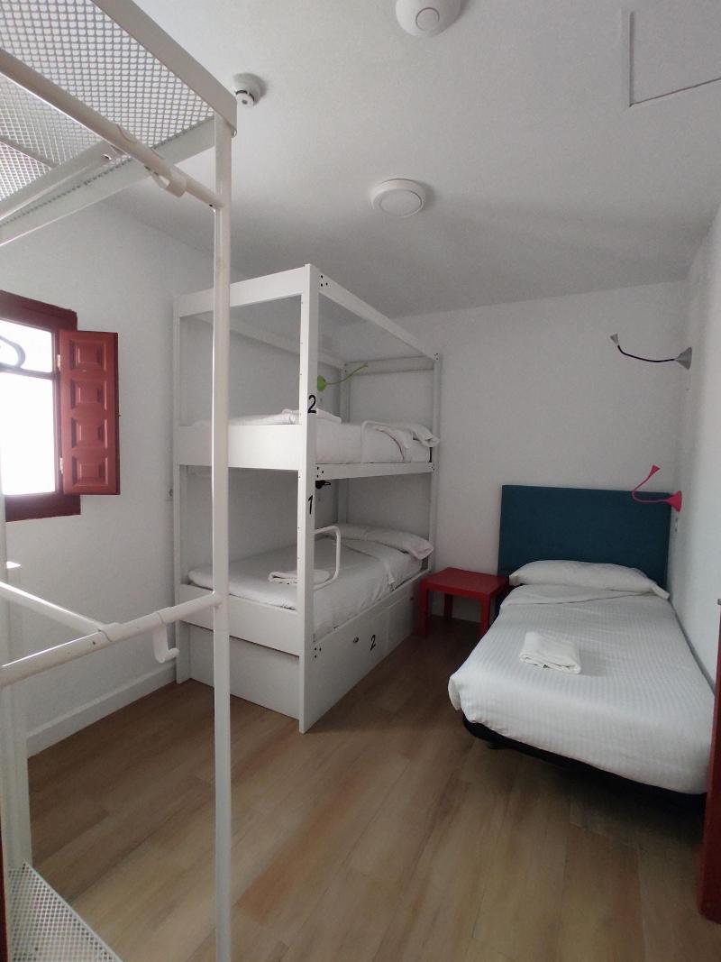 Vivian's Guest House image