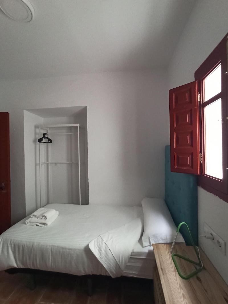 Vivian's Guest House image