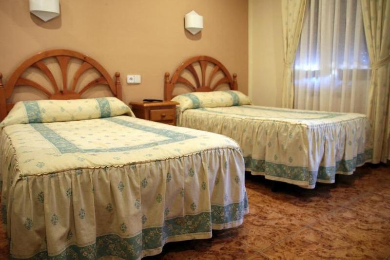 Hostal Pachin image
