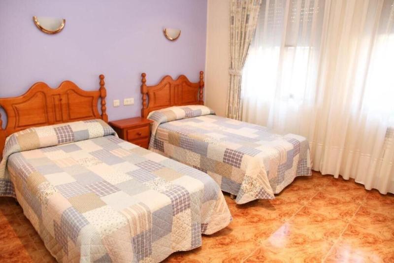 Hostal Pachin image
