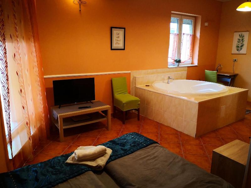 Villamerica image
