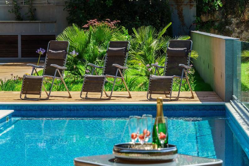 Oasis Life image