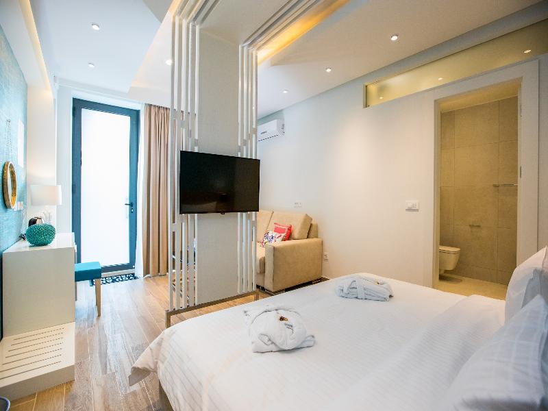 Villa Diamond image
