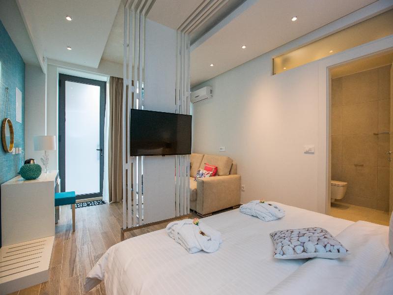 Villa Diamond image
