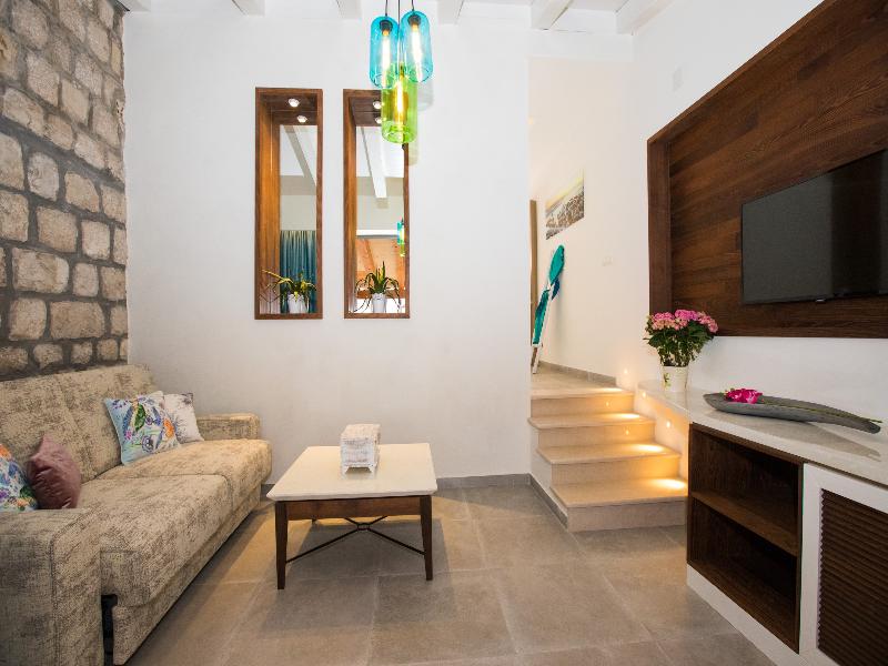 Villa Diamond image