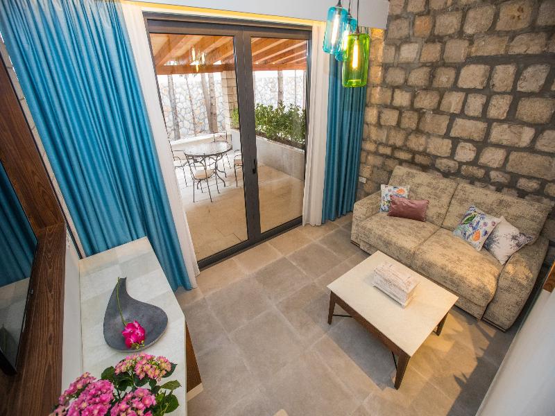 Villa Diamond image