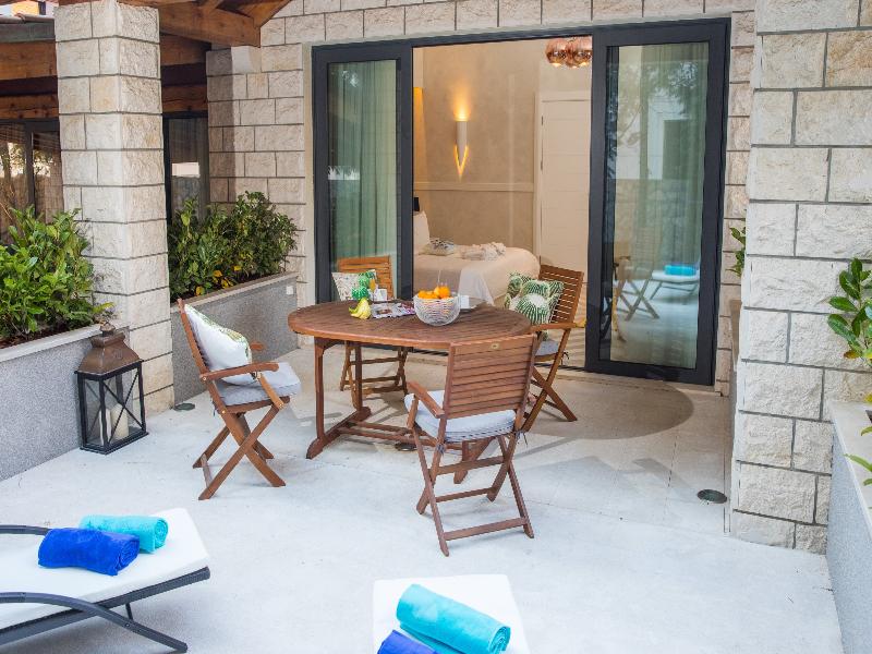 Villa Diamond image