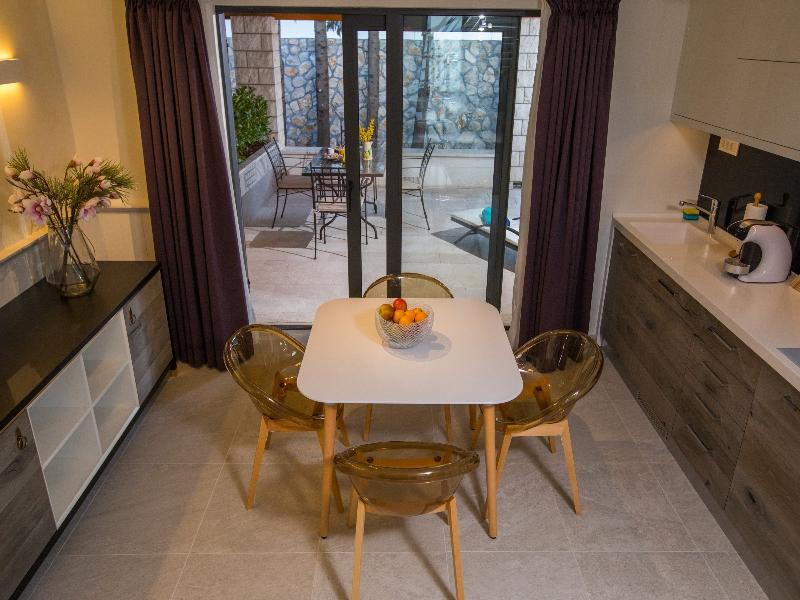 Villa Diamond image