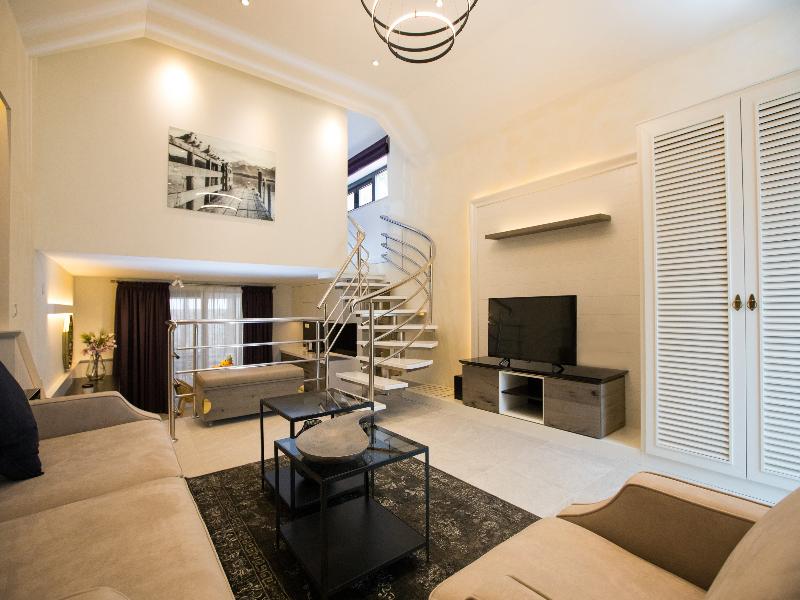 Villa Diamond image