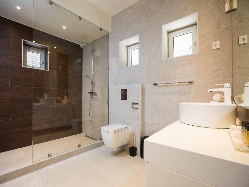Villa Diamond image