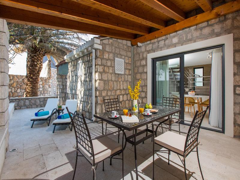 Villa Diamond image