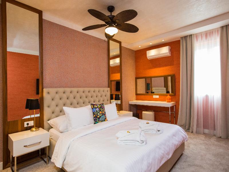 Villa Diamond image