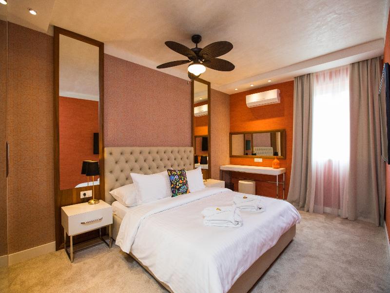Villa Diamond image