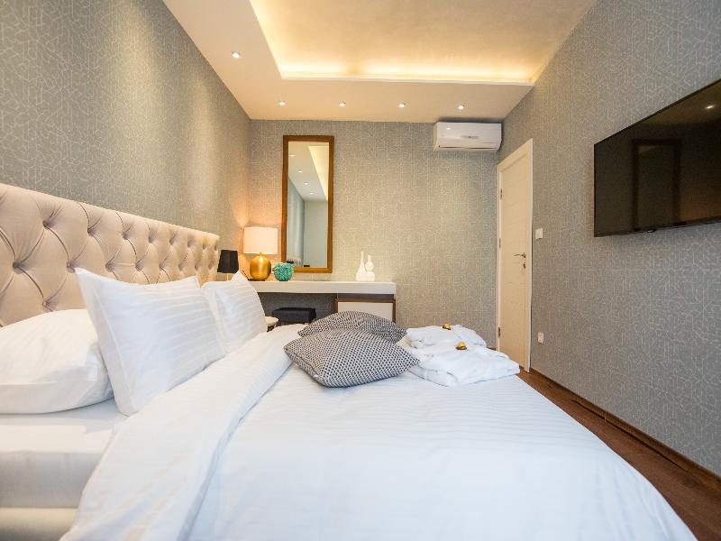 Villa Diamond image