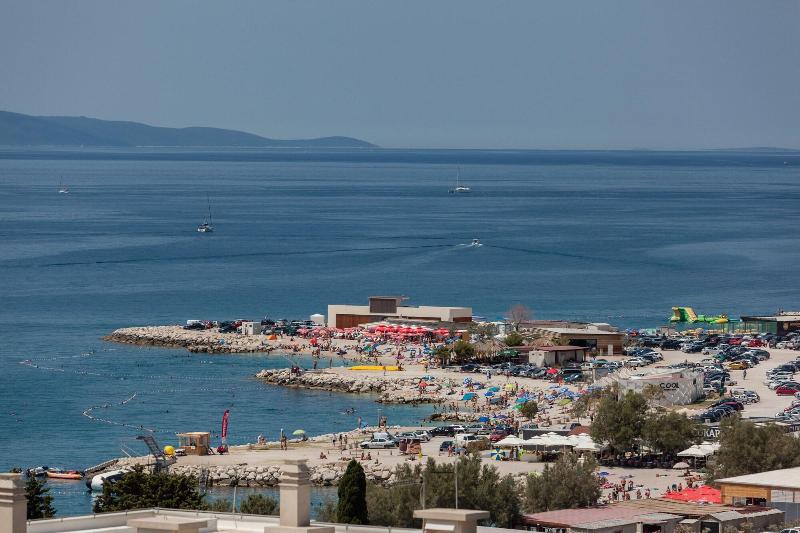 Palace Lidija image