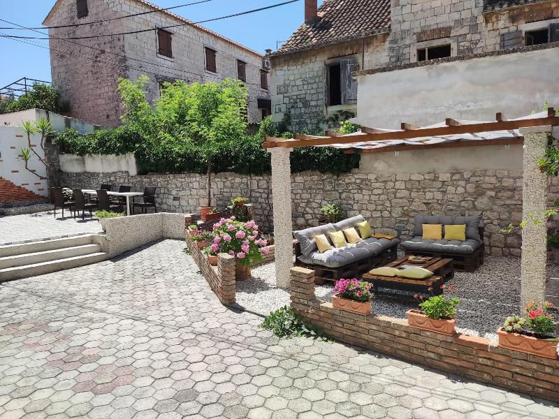 Guest House Exalto image