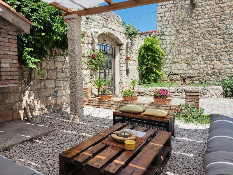 Guest House Exalto image
