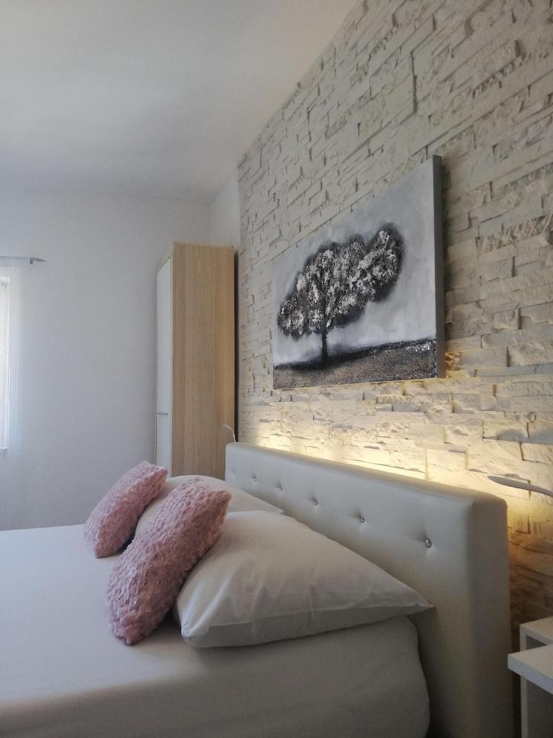 Guest House Exalto image
