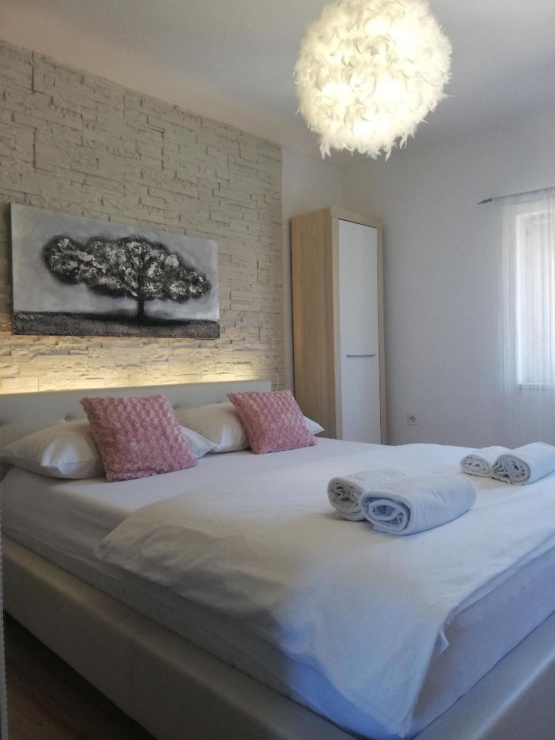 Guest House Exalto image