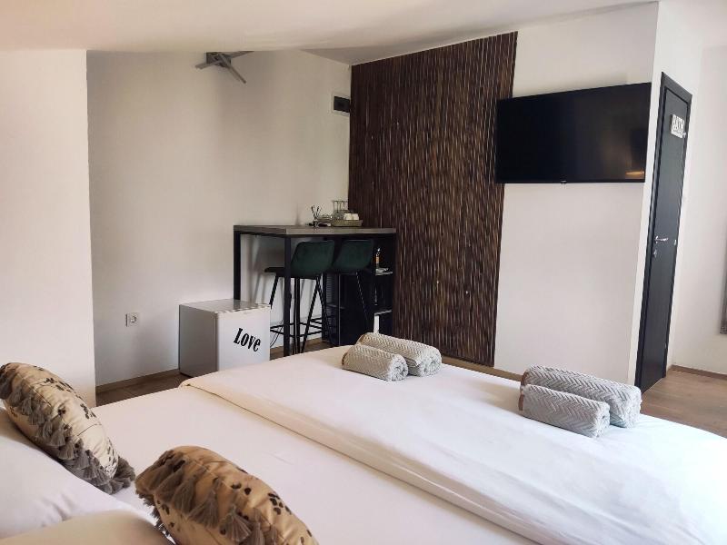 Guest House Exalto image