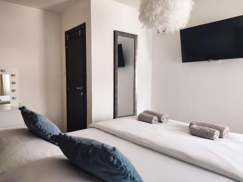 Guest House Exalto image