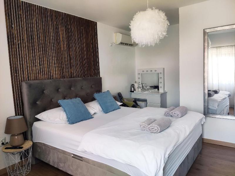 Guest House Exalto image