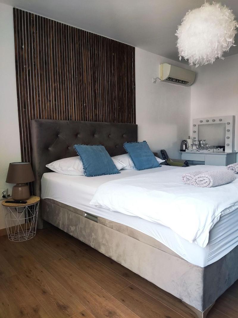 Guest House Exalto image
