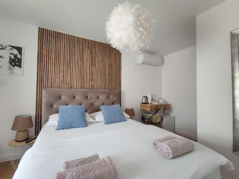 Guest House Exalto image