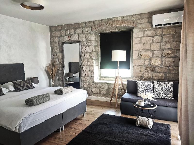 Guest House Exalto image