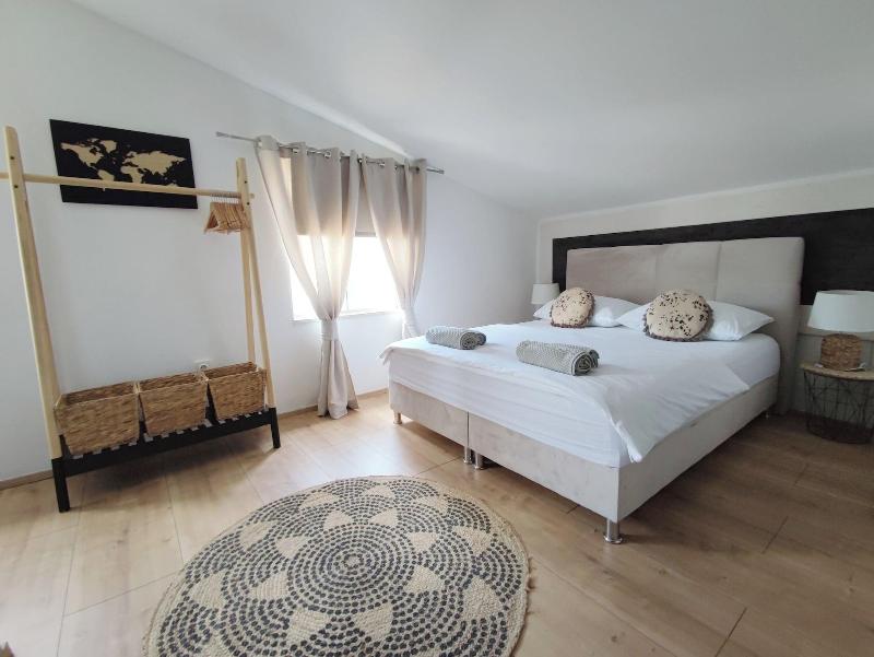 Guest House Exalto image