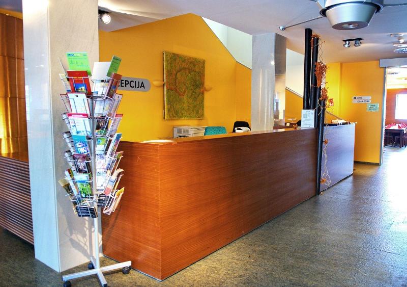 Hotel Prunk image