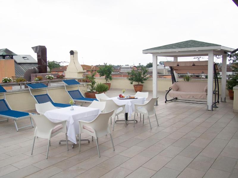 Hotel Tessarin image