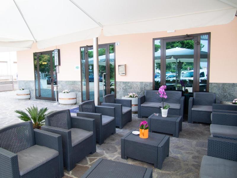 Hotel Tessarin image