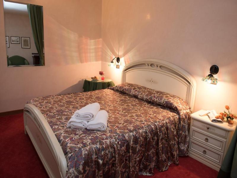 Hotel Tessarin image
