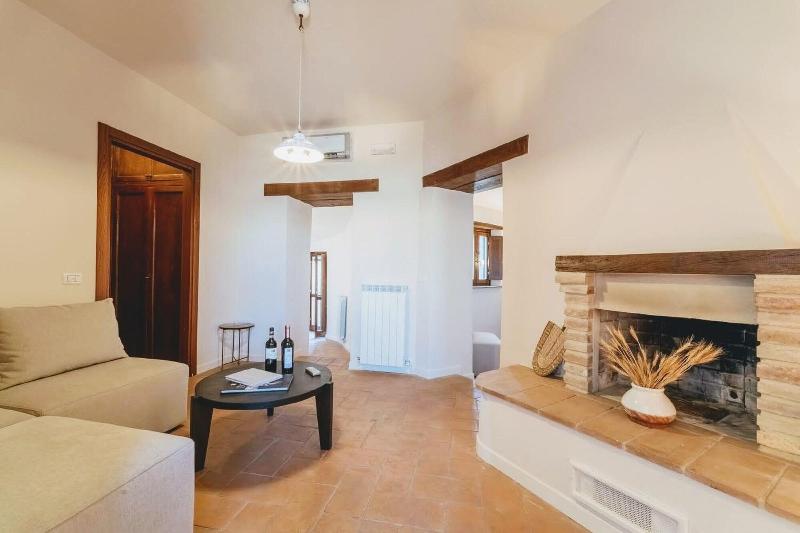 Aethos Saragano image