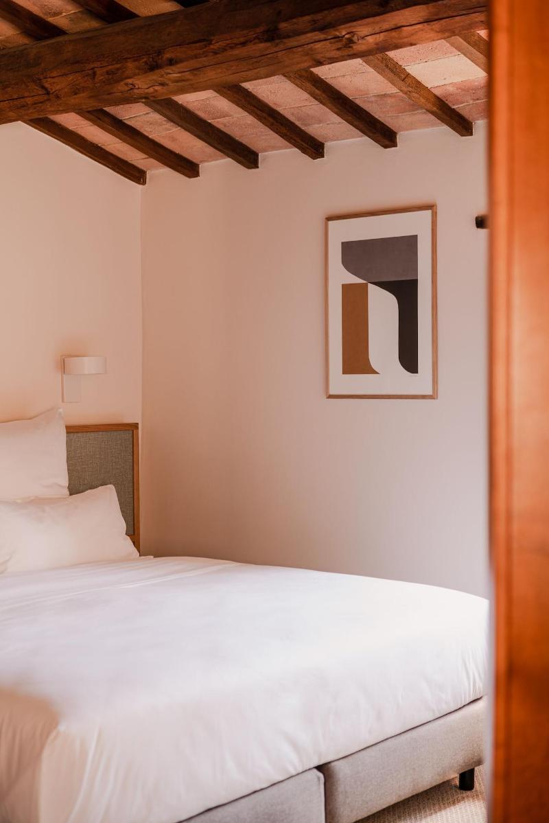 Aethos Saragano image