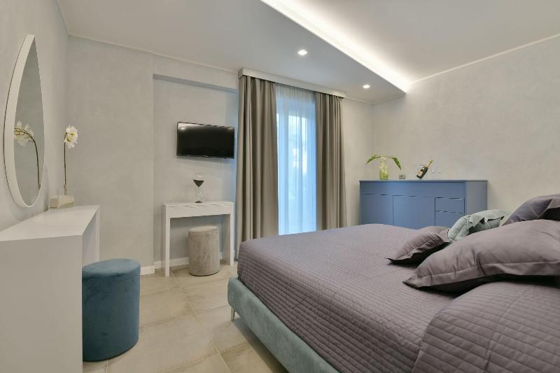 Amnis Suites image