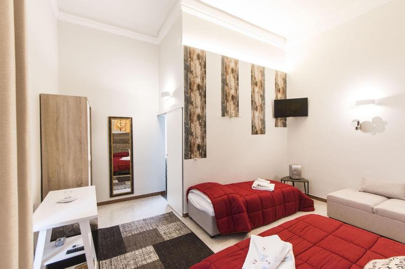 Mulberry House image