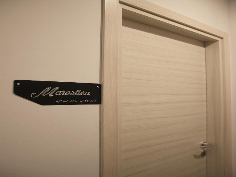 Pove 2.4 Hotel image