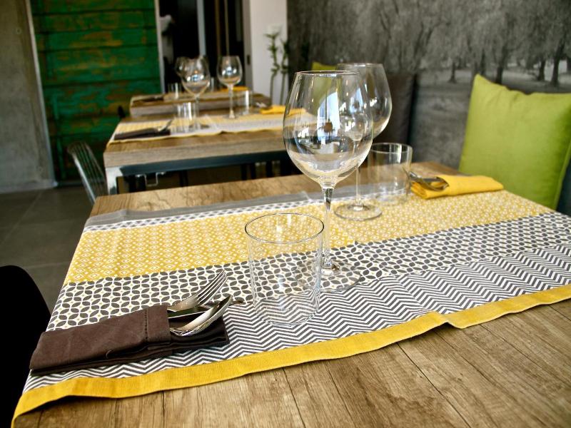 Pove 2.4 Hotel image