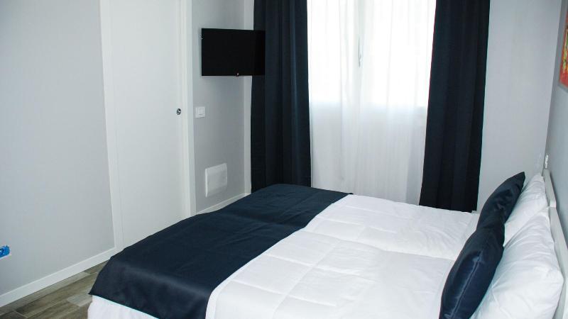 Bonne Nuit Guest House image