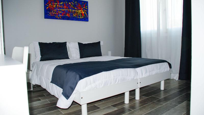 Bonne Nuit Guest House image