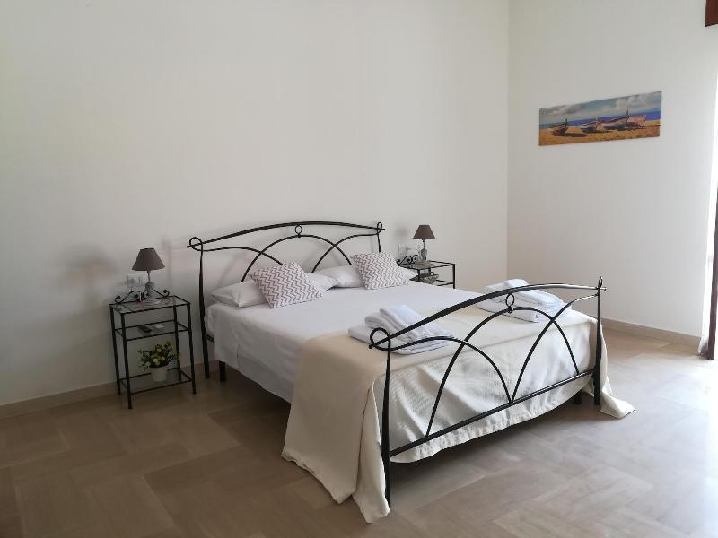 Le Strazzigne image