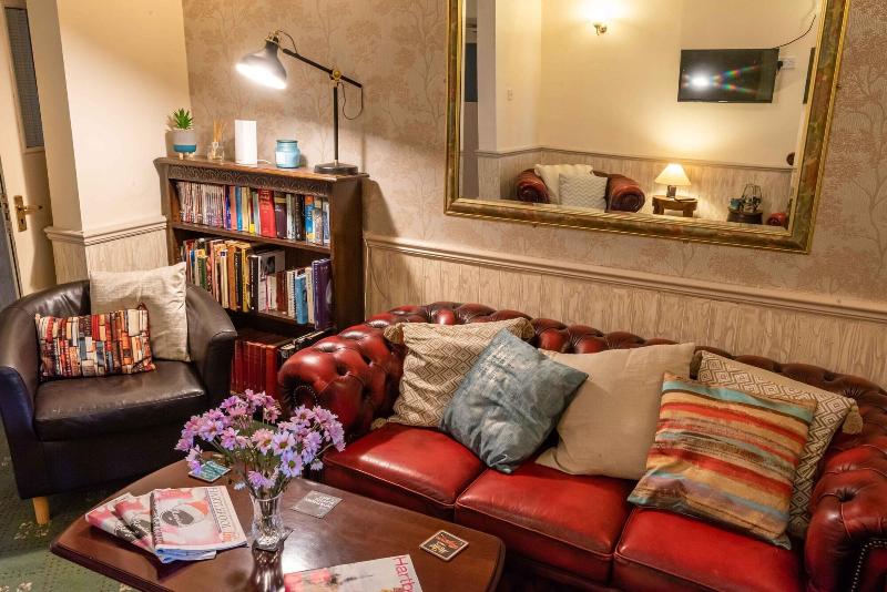 Aarondale Guest House image