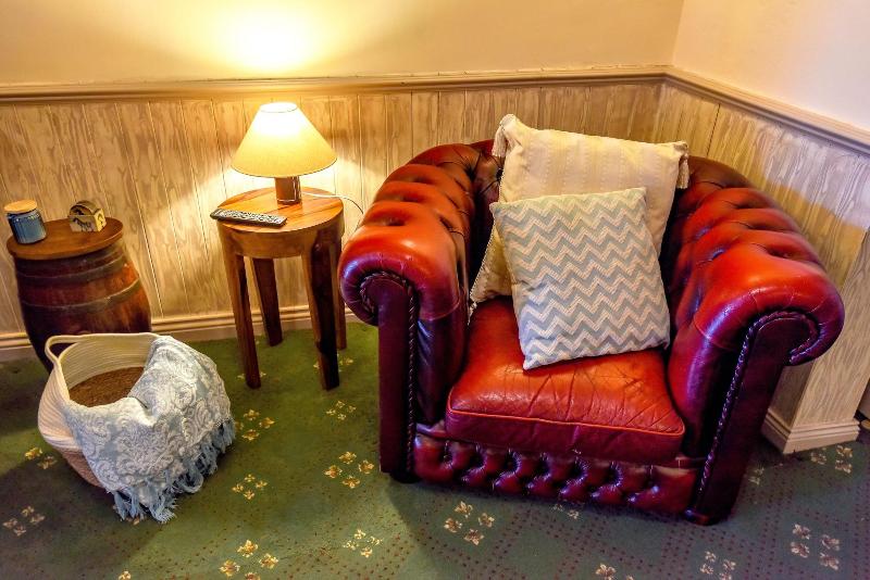Aarondale Guest House image